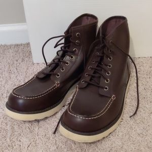 American Eagle boots